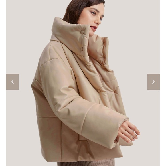 Gentle Herd Cropped Puffer size M (fits small)- Color Sand - Picture 3 of 6